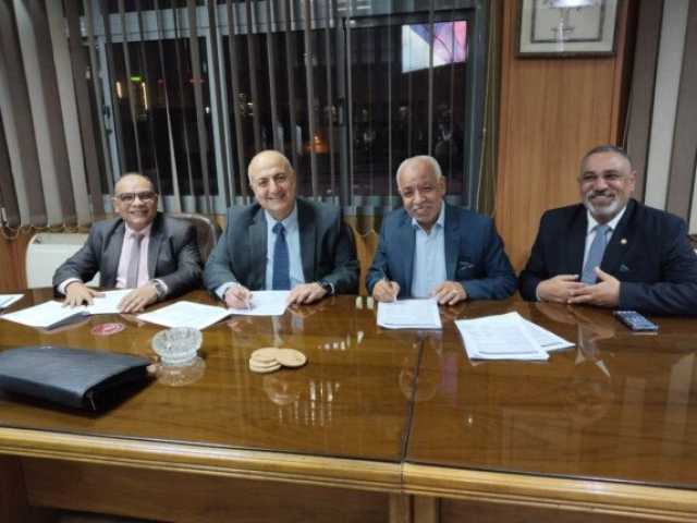 تجديد اتفاقية العمل الجماعية للعاملين بمجموعة تيتان مصر للأسمنت