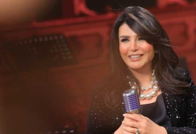 مواعيد عرض برنامج معكم منى الشاذلي 2025 على قناة أون