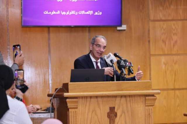 عمرو طلعت: نستهدف ربط 250 ألف منزل بقرى حياة كريمة بكابلات الألياف الضوئية
