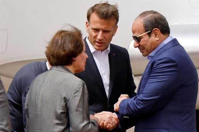 زيارة السيسي وماكرون للعريش واحتشاد المصريين رسالة للعالم.. تقرير