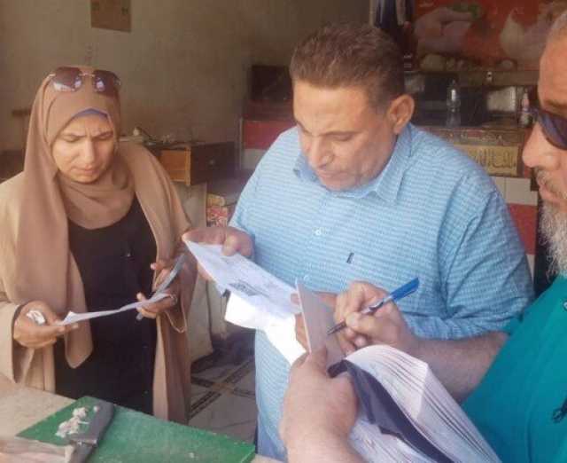 حملات مكثفة لتوفيق أوضاع المحلات التجارية في شبين القناطر