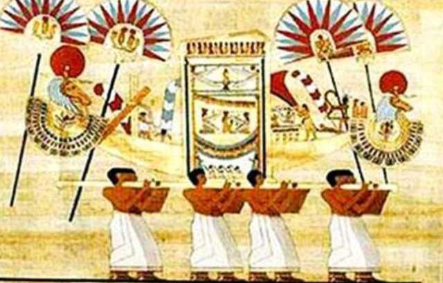 شم النسيم من الفراعنة إلى العصر الحديث.. طقوس الاحتفال وسر أكل الفسيخ والرنجة