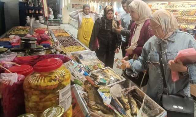 حملة مكبرة بمدينة العبور تسفر عن ضبط كميات من الأسماك غير الصالحة للاستهلاك