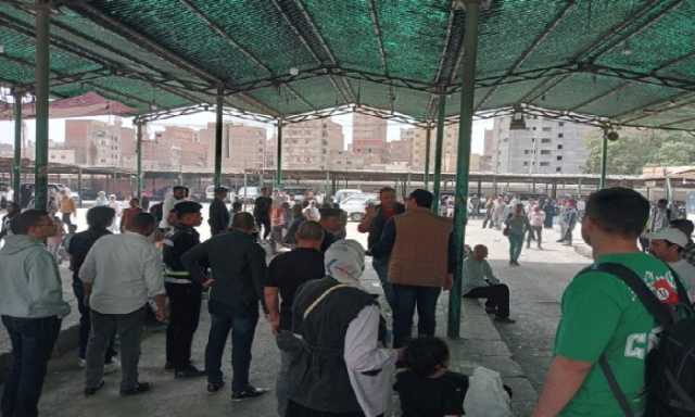 لمنع الاستغلال.. حملة مرورية مكبرة على مواقف الأجرة بالفيوم