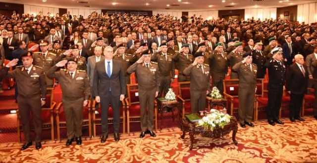 وزير الدفاع يشهد مناقشة البحث الرئيسي لهيئة عمليات القوات المسلحة
