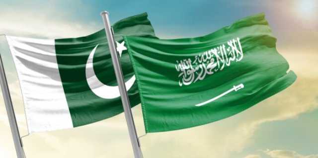 السعودية وباكستان تبحثان تعزيز العلاقات الثنائية ومستجدات الأوضاع بالمنطقة