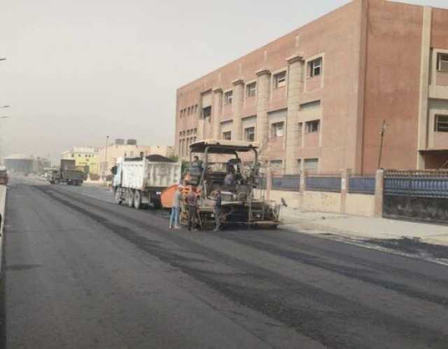 وزير الإسكان: استكمال أعمال تطوير الطرق ورفع الكفاءة بالمناطق الصناعية