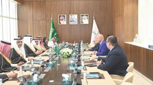 وزير الصناعة والنقل يبحث مع نظيره السعودي التعاون في الخدمات اللوجستية