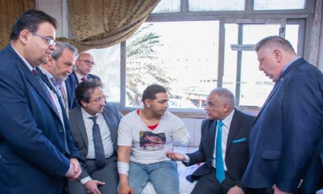رئيس جامعة طنطا يتفقد مستشفى الطوارئ الجامعي ويطمئن على حالة مصاب سيرك طنطا