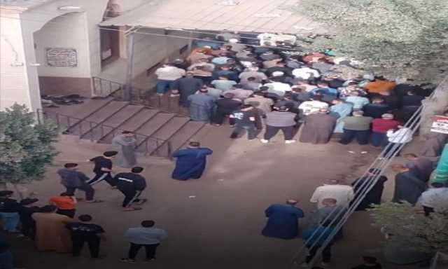 تشييع جثمان فتاة توفت بعد عودتها من فرش شقتها بالمنوفية