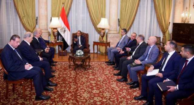 وزير الخارجية يستقبل وفداً من حركة فتح الفلسطينية