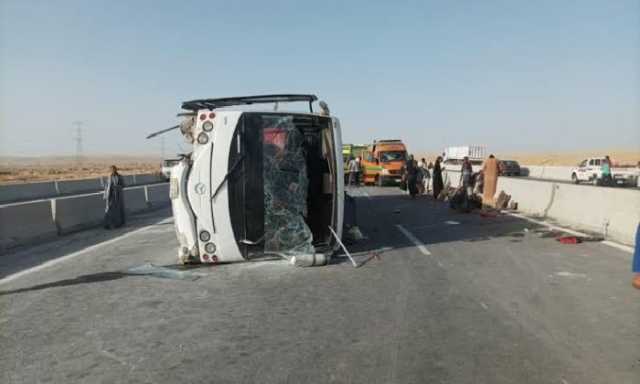 إصابة 11 شخصا في انقلاب «ميكروباص» أعلى دائري المنيب باتجاه المعادي
