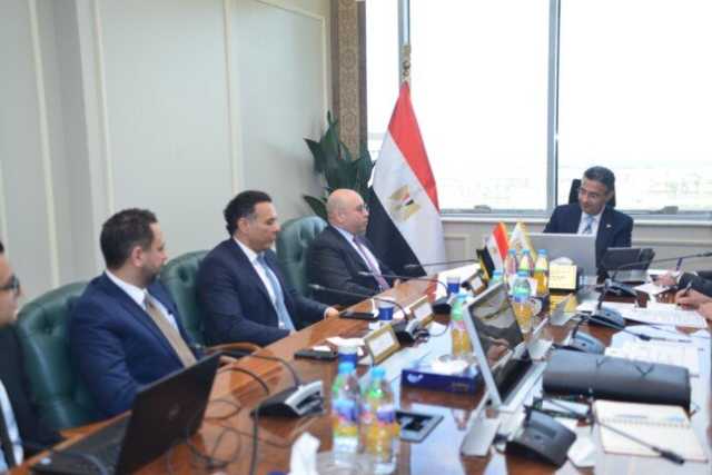 وزير التموين يبحث فرص التعاون المشترك مع شركة ماجد الفطيم
