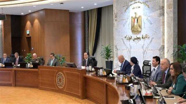 «مدبولي» يكلف المجموعة الاقتصادية بوضع سيناريوهات لتحفيز مناخ الاستثمار خلال الفترة المقبلة