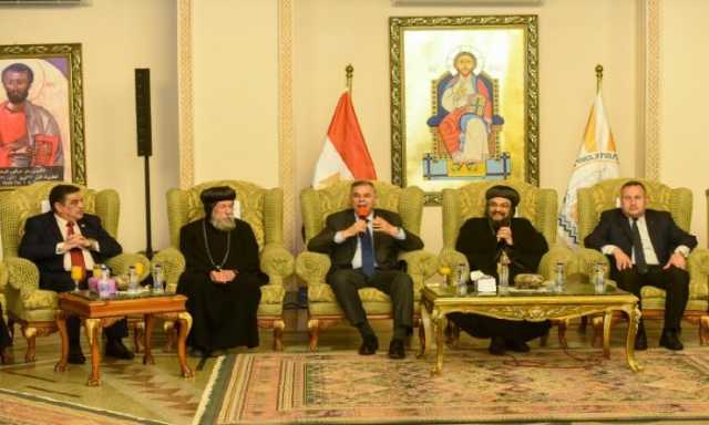 محافظ الإسكندرية يُهنئ الأقباط بعيد القيامة المجيد وشم النسيم بالمقر البابوي