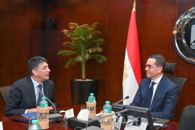 الخطيب يستعرض مع «فوداكوم» و«فودافون» فرص ومقومات الاستثمار بمصر