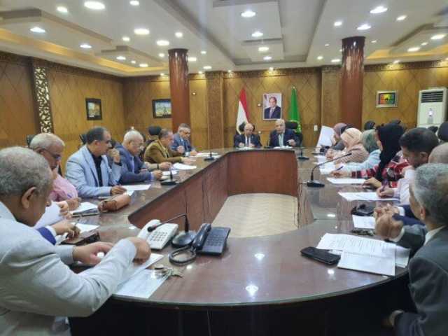مدير تعليم القليوبية يناقش «البكالوريا المصرية» ويستعرض استعدادات امتحانات نهاية العام