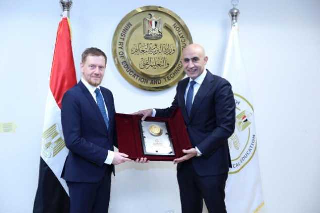 وزير التعليم: حريصون على تطوير مدارس التكنولوجيا التطبيقية بالتعاون مع ولاية ساكسونيا