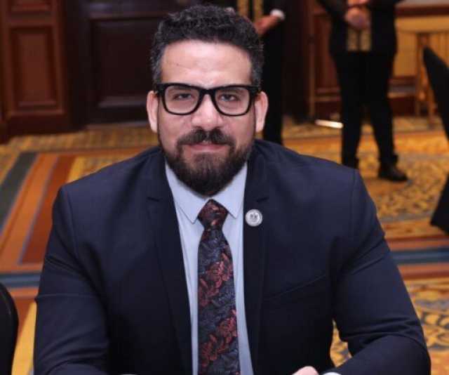 هشام العيسوي: توجيه الرئيس بإلغاء تعدد الرسوم يعزز منافسة «الحرف اليدوية» عالميا
