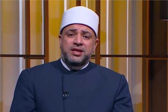 عالم بالأوقاف: الخرزة الزرقاء والتمائم تفتح باب الشيطان والشرك بالله