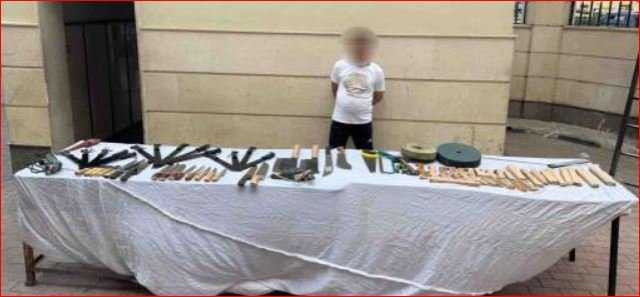 حول مصدر رزقه وكرًا لتصنيع الأسلحة البيضاء.. «الداخلية» تداهم ورشة وتضبط صاحبها وبحوزته 36 قطعة