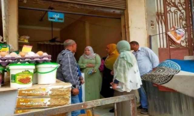 قرارات غلق لمحلات مخالفة بقرية زرقان في تلا بالمنوفية