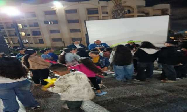 إقبال كثيف على قري محافظة بورسعيد السياحية وسط أجواء ربيعية
