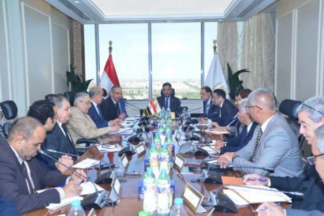 وزير التموين يوجه بسرعة صرف مستحقات موردي القمح