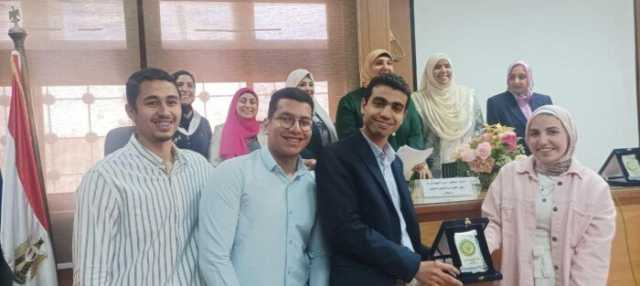 43 طالبًا يقدّمون 15بحثًا علميًا في المؤتمر الطلابي السابع لكلية طب الأسنان بجامعة قناة السويس