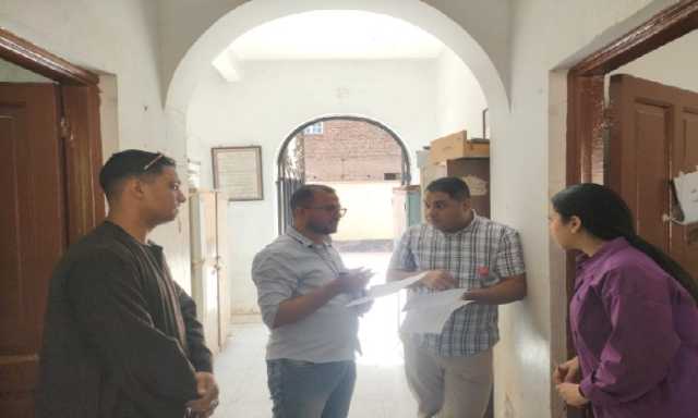 وفد الصحة يثني على أداء وحدات الرعاية الأولية بالأقصر ويتفقد الكرنك القديم والحضري