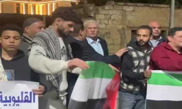 بالأعلام والشال الفلسطيني.. أهالى القليوبية يعلنون دعمهم للقضية الفلسطينية