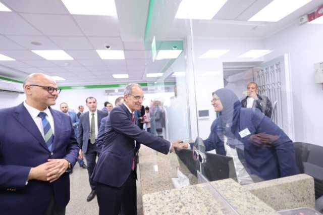وزير الاتصالات يفتتح مكتبي بريد في القليوبية بعد تطويرهما بأحدث الحلول التكنولوجية