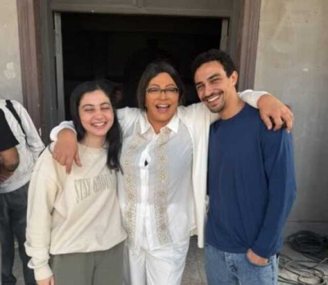 بعد مشاركتها في «قهوة المحطة».. هالة صدقي توجه رسالة لـ أحمد غزي وفاتن سعيد