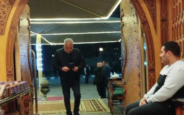 أشرف زكي.. أبرز الحضور في عزاء حماة رامي صبري