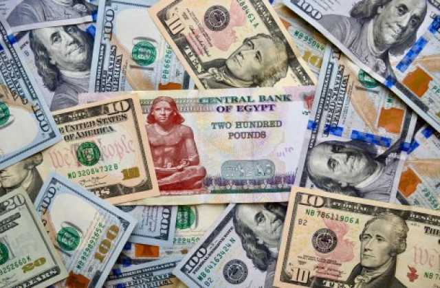 تكلفة التأمين على الديون السيادية لمصر تنخفض مع عودة الأموال الساخنة