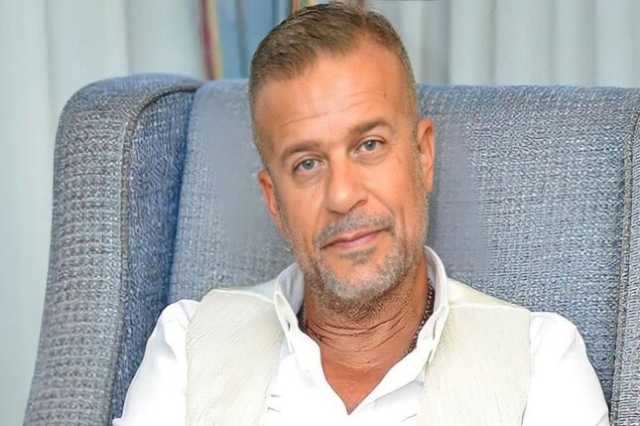 «دنيا غريبة وملهاش أمان».. شريف منير بعد وفاة سليمان عيد