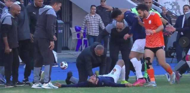 إصابة أحمد القندوسي بطريقة مفزعة مع سيراميكا ضد فاركو بالدوري «فيديو»