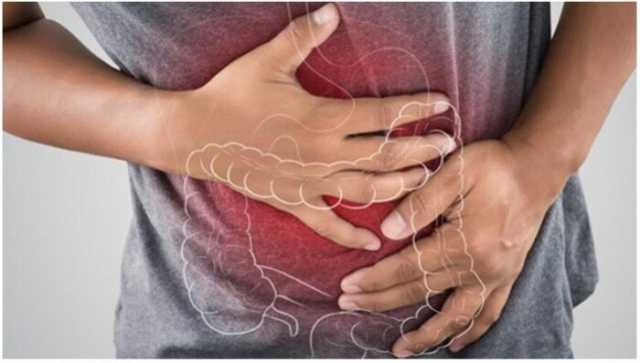 تصيبك بالقلق.. أطعمة ومشروبات تجنب تناولها قبل النوم