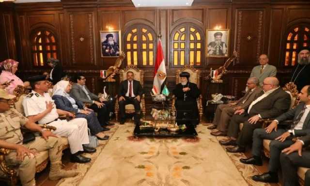 محافظ الشرقية يُهنئ الأنبا تيموثاوس أسقف الزقازيق ومنيا القمح للأقباط الأرثوذكس والأخوة المسيحيين بعيد القيامة المجيد