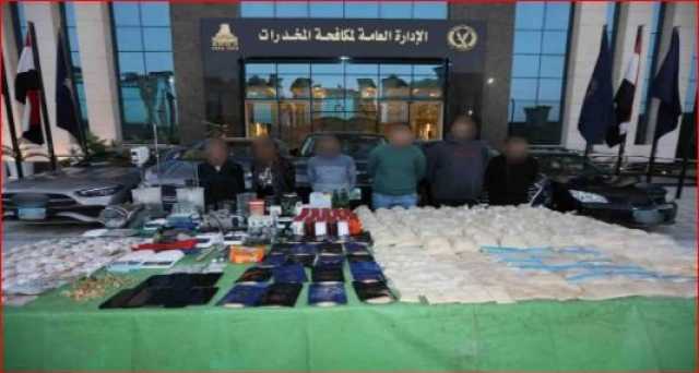 سقوط تشكيل عصابي بحوزتهم مخدرات بـ 420 مليون جنيه في القاهرة