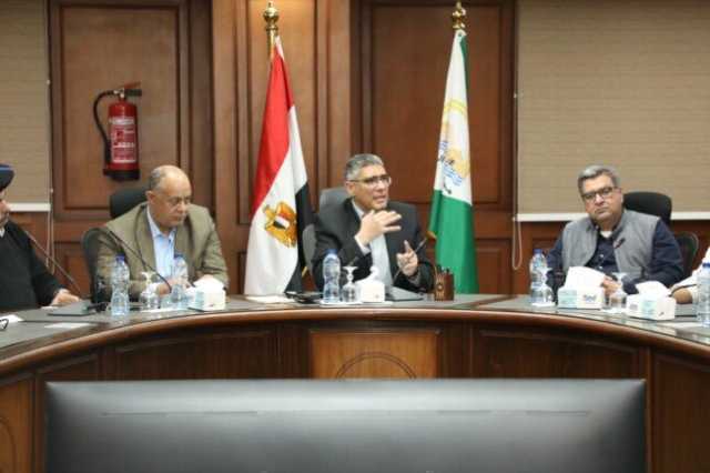 محافظ الجيزة يعتمد التعريفة الجديدة لسيارات السرفيس والنقل الجماعي الداخلية والخارجية