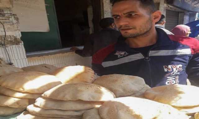 محافظ الإسكندرية: سعر الرغيف لا يزال ثابتًا ولم يتأثر بارتفاع أسعار المحروقات والبنزين