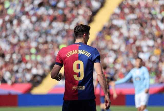صدمة.. برشلونة يكشف تفاصيل إصابة ليفاندوفسكي