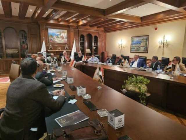 اجتماع موسع في حزب «الجبهة الوطنية» لبحث دعم المشروعات الصغيرة