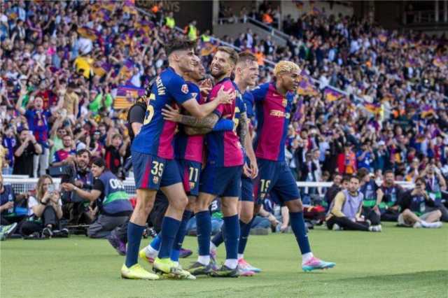 التعادل السلبي يحسم الشوط الأول بين برشلونة وإٍسبانيول بالدوري الإسباني