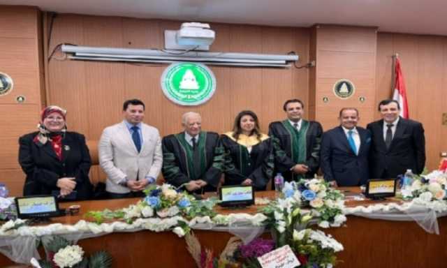 وزير الشباب والرياضة يشارك فى لجنة مناقشة رسالة دكتوراه بجامعة المنصورة