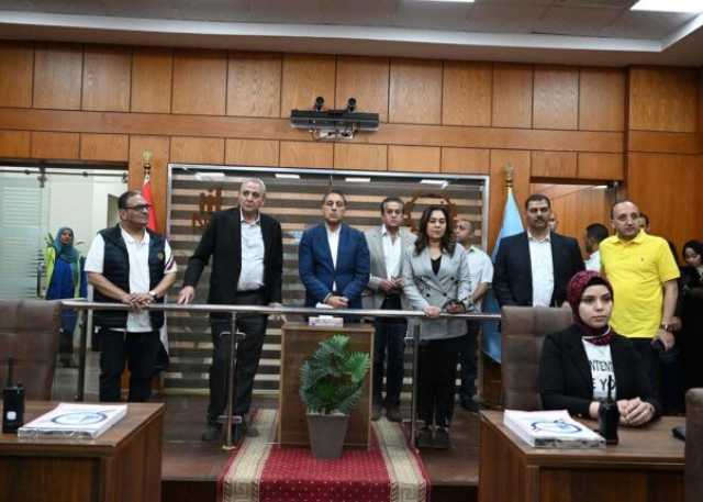 في ختام جولته بالغربية: رئيس الوزراء يتفقد مركز سيطرة الشبكة الوطنية للطوارئ والسلامة العامة بديوان عام المحافظة