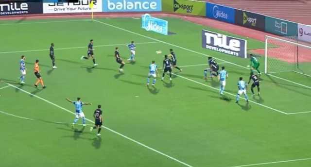 «هدف صاروخي».. إبراهيم عادل يقلص الفارق لـ بيراميدز أمام البنك الأهلي «فيديو»