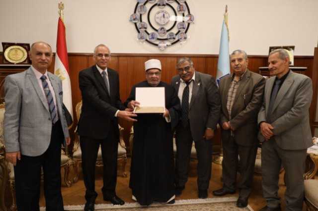 الدكتور أحمد كريمة في ضيافة المركز القومي للبحوث