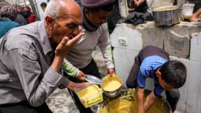 نفاذ مخزون الغذاء في القطاع.. من يطعم غزة الآن؟ «فيديو»